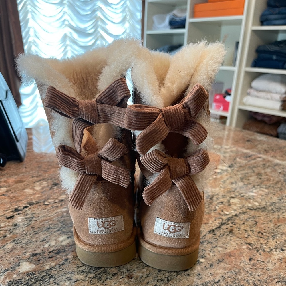 Bailey Bow ll  Ugg boots Chestnut